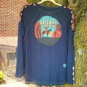 Double D Ranch Long Sleeve Split Hem Flowy T shirt size XS